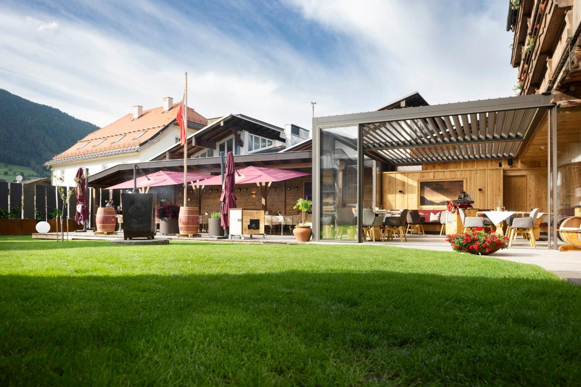 Hotel Alpenstolz Mieders Bagian luar foto