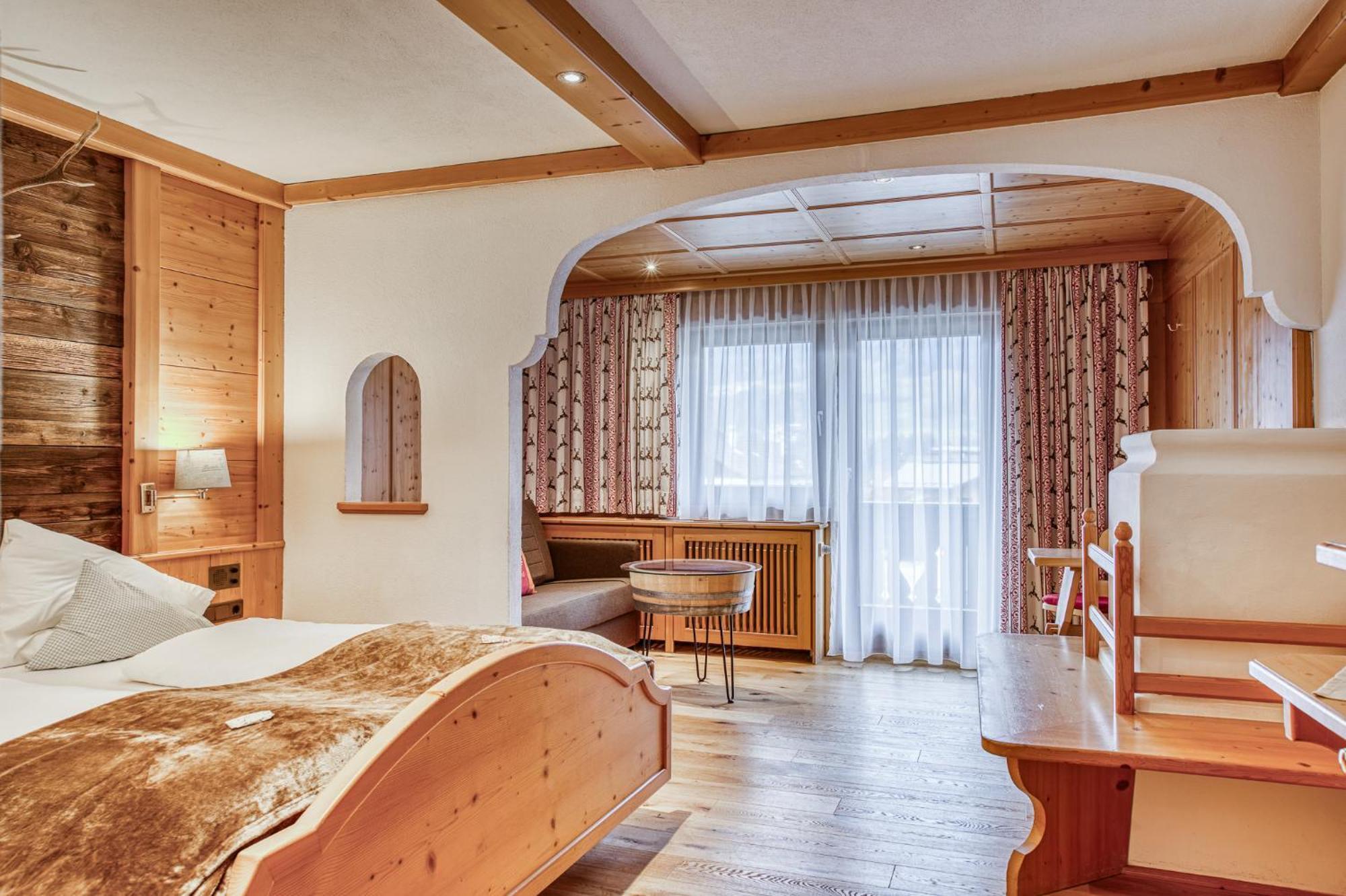 Hotel Alpenstolz Mieders Ruang foto