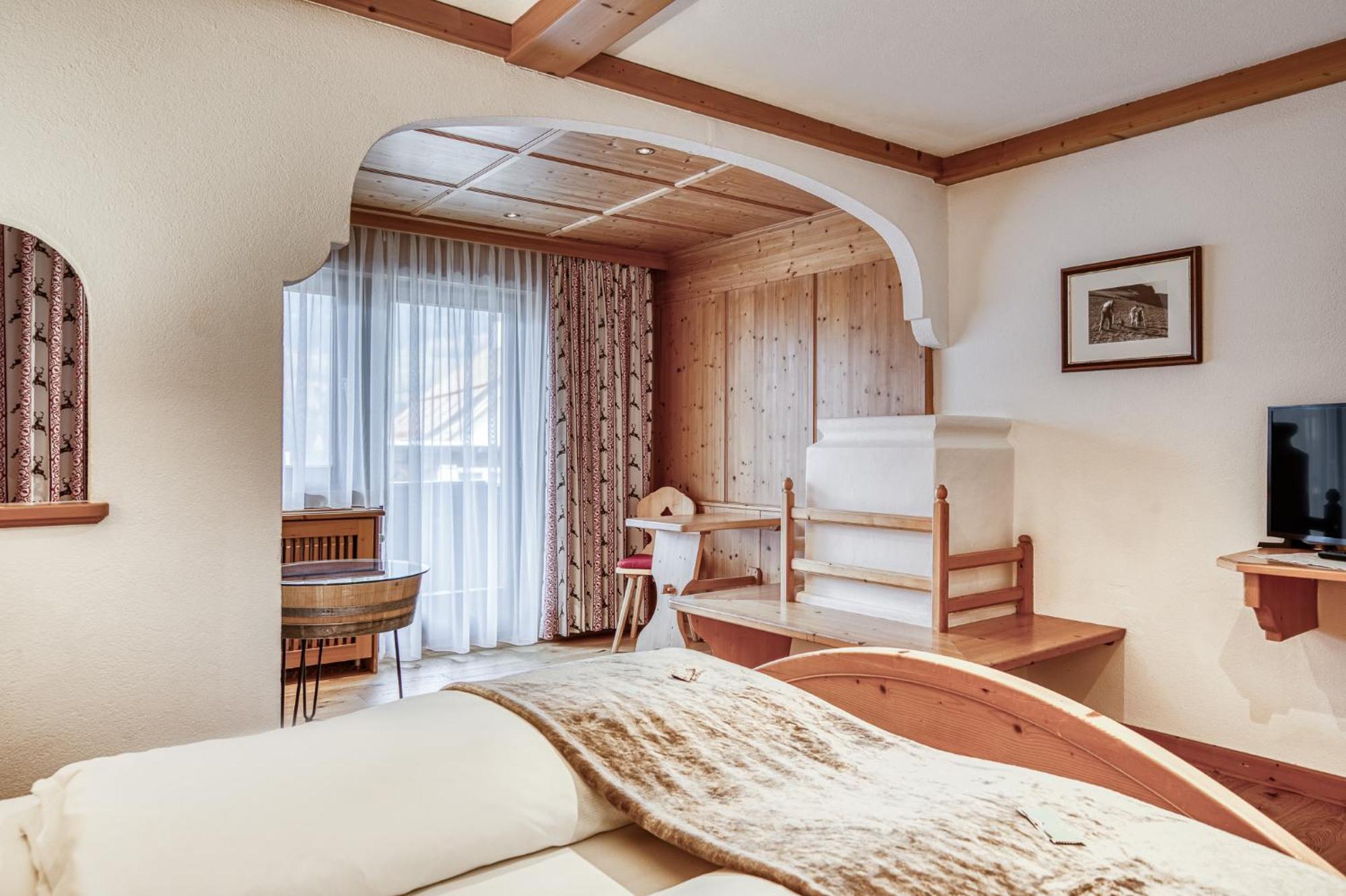 Hotel Alpenstolz Mieders Ruang foto